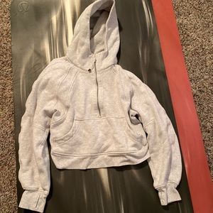 Lululemon Oversized Scuba Crop XS/S